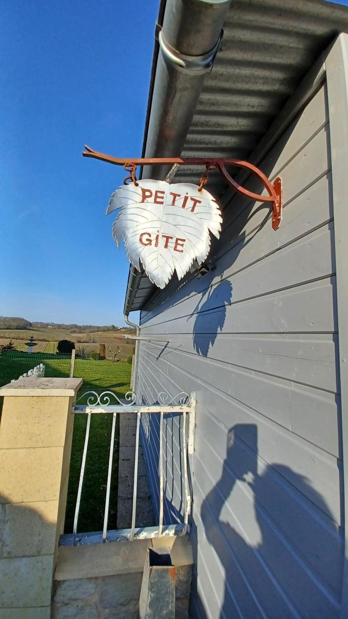 Gite Les Deux Meules Sainte-Colombe  Экстерьер фото